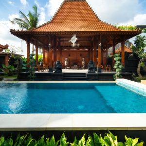 Joglo Pendopo Mewah Khas Jawa Full Kayu Jati
