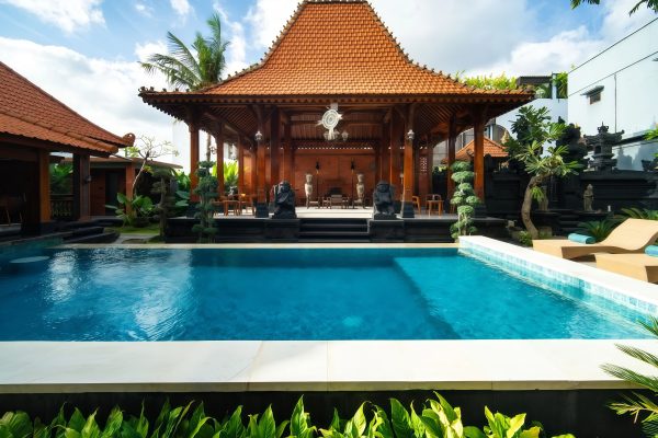 Joglo Pendopo Mewah Khas Jawa Full Kayu Jati